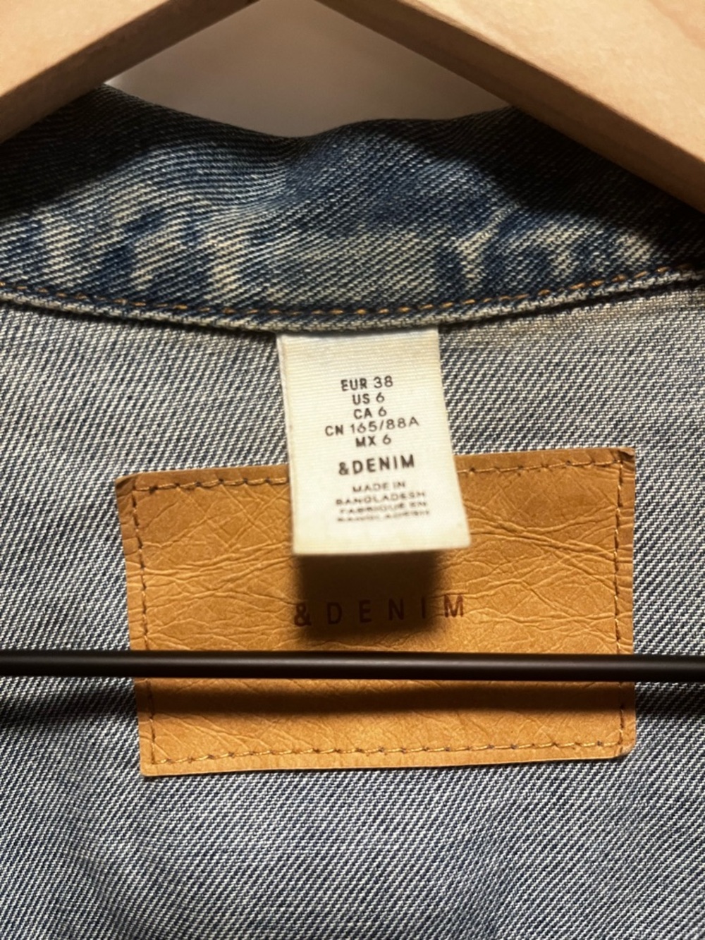 H&M Women's Denim Jacket - Faded Blue - Picture 3 of 5